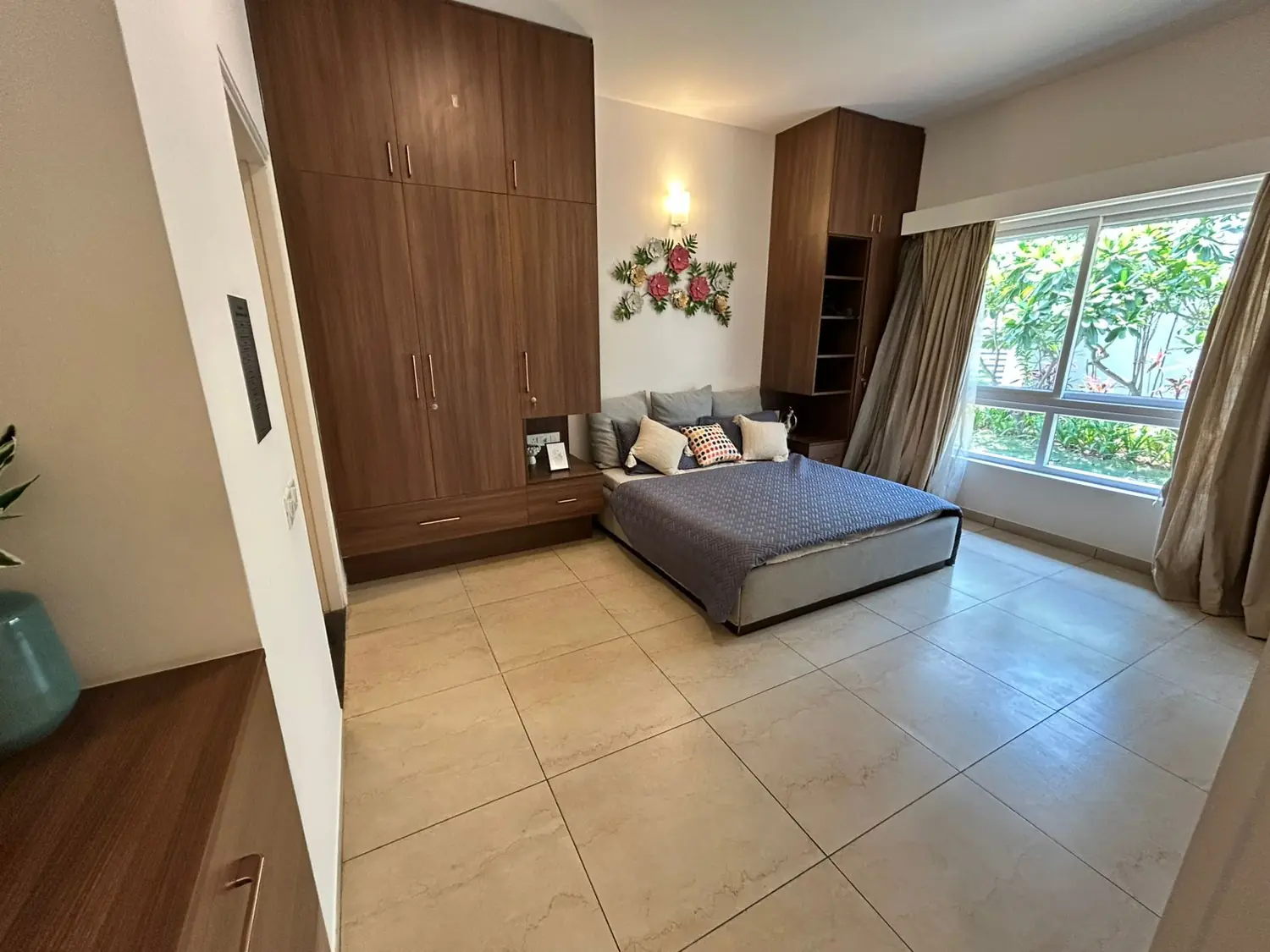 Spacious second bedroom